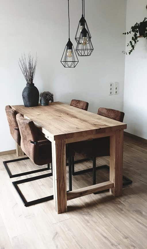 Oud Eiken Eettafel Satya
