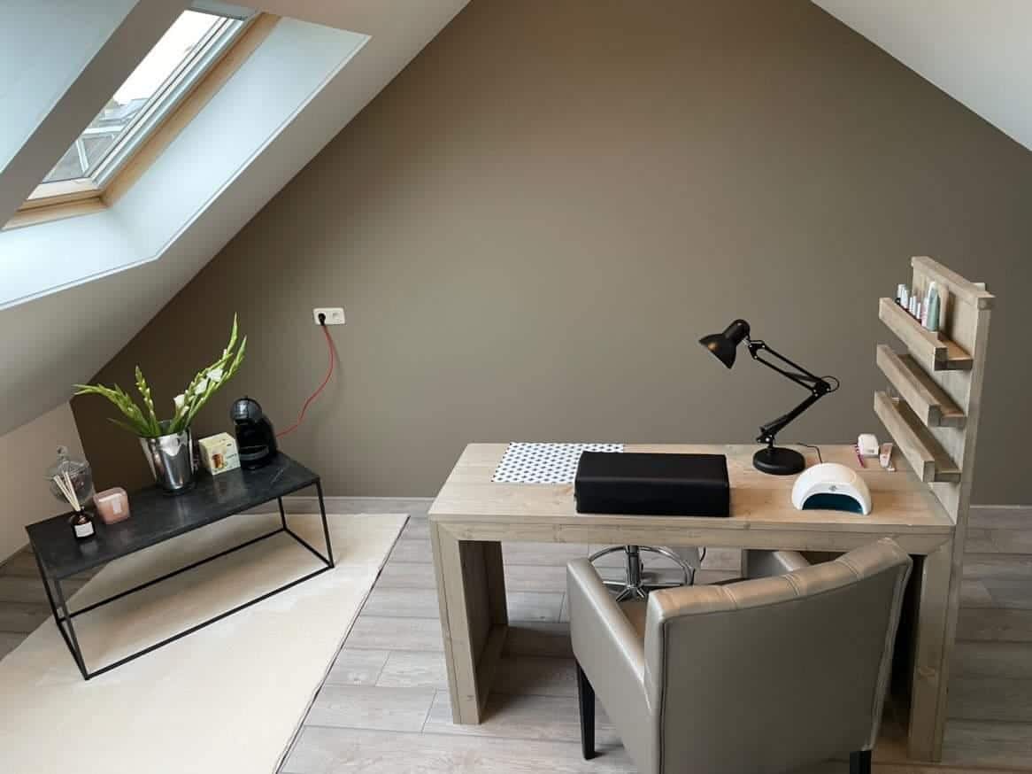 Steigerhouten Manicure Tafel Yuan Met Display