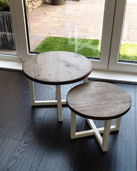 Desillusie Gemakkelijk kennis Set Ronde eiken salontafel Ghani online bestellen bij WoodChoice