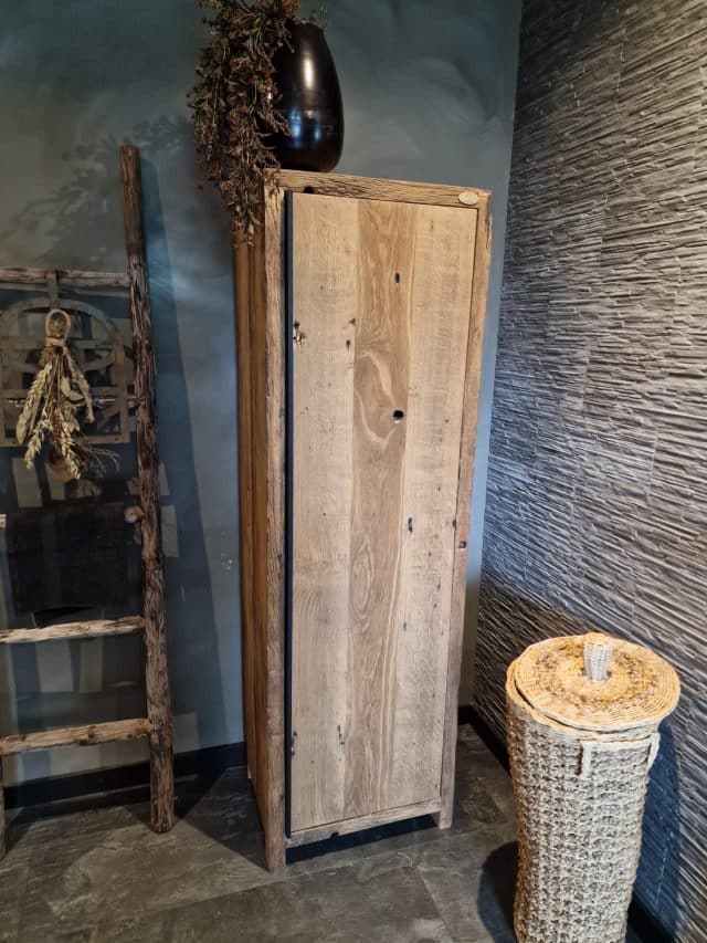 Oud Eiken Badkamerkast Kayu